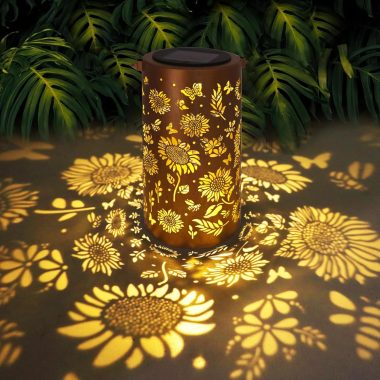 Sunflower Solar Lanterns Outdoor Waterproof Hanging Lights Garden Decor, Hanging Sunflower Birthday Gifts for Women Mom Grandma, Metal Solar Lantern for Yard Patio Porch Balcony